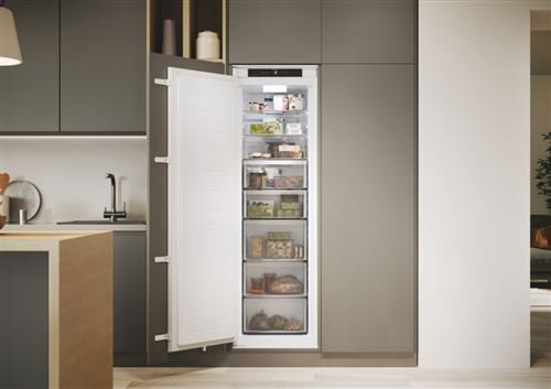 Congélateur armoire Candy CMT5518EVWF encastrable 178 cm – Image 3
